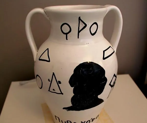 לינה וארוחת בוקר I Krotoniati קרוטונה