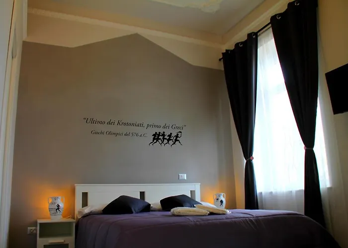 I Krotoniati לינה וארוחת בוקר קרוטונה