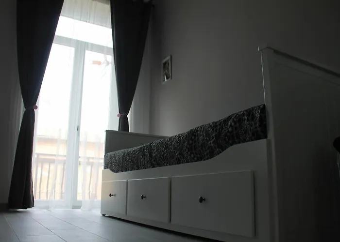 I Krotoniati לינה וארוחת בוקר 3*