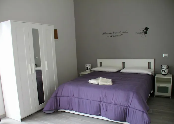 I Krotoniati 3* Crotone